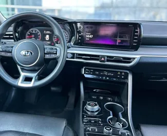Verhuur Kia K5. Comfort, Premium Auto te huur in Wit-Rusland ✓ Borg van Borg van 130 USD ✓ Verzekeringsmogelijkheden TPL.